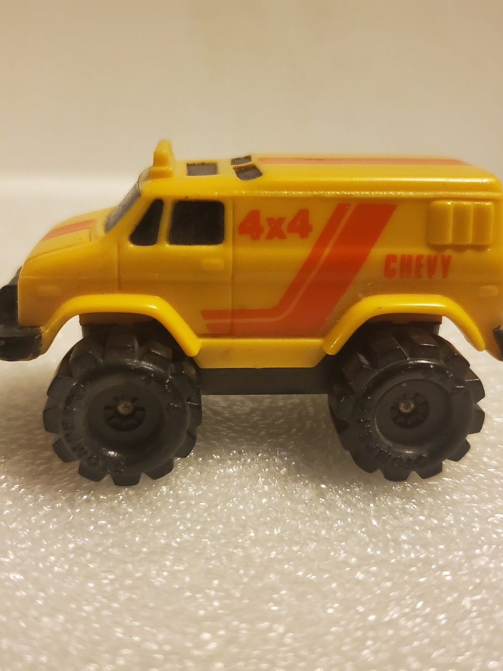 Vintage 1986 McDonald's Schaper Stomper Yellow Chevy Van 4x4 3” Toy